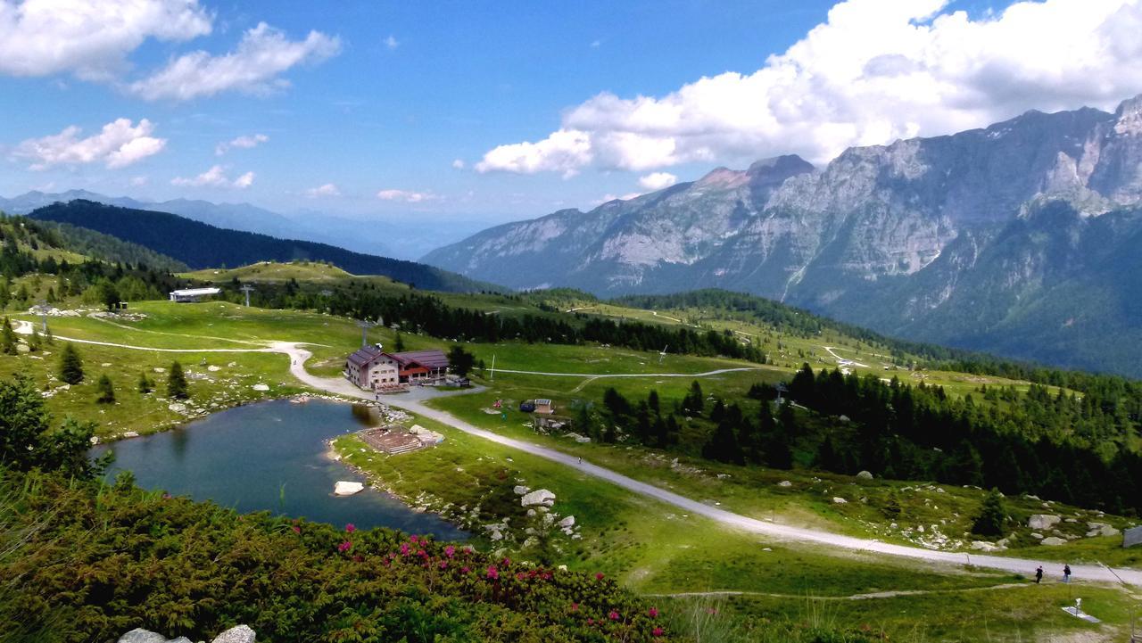 Rifugio Viviani Pradalago Hotel Madonna Buitenkant foto