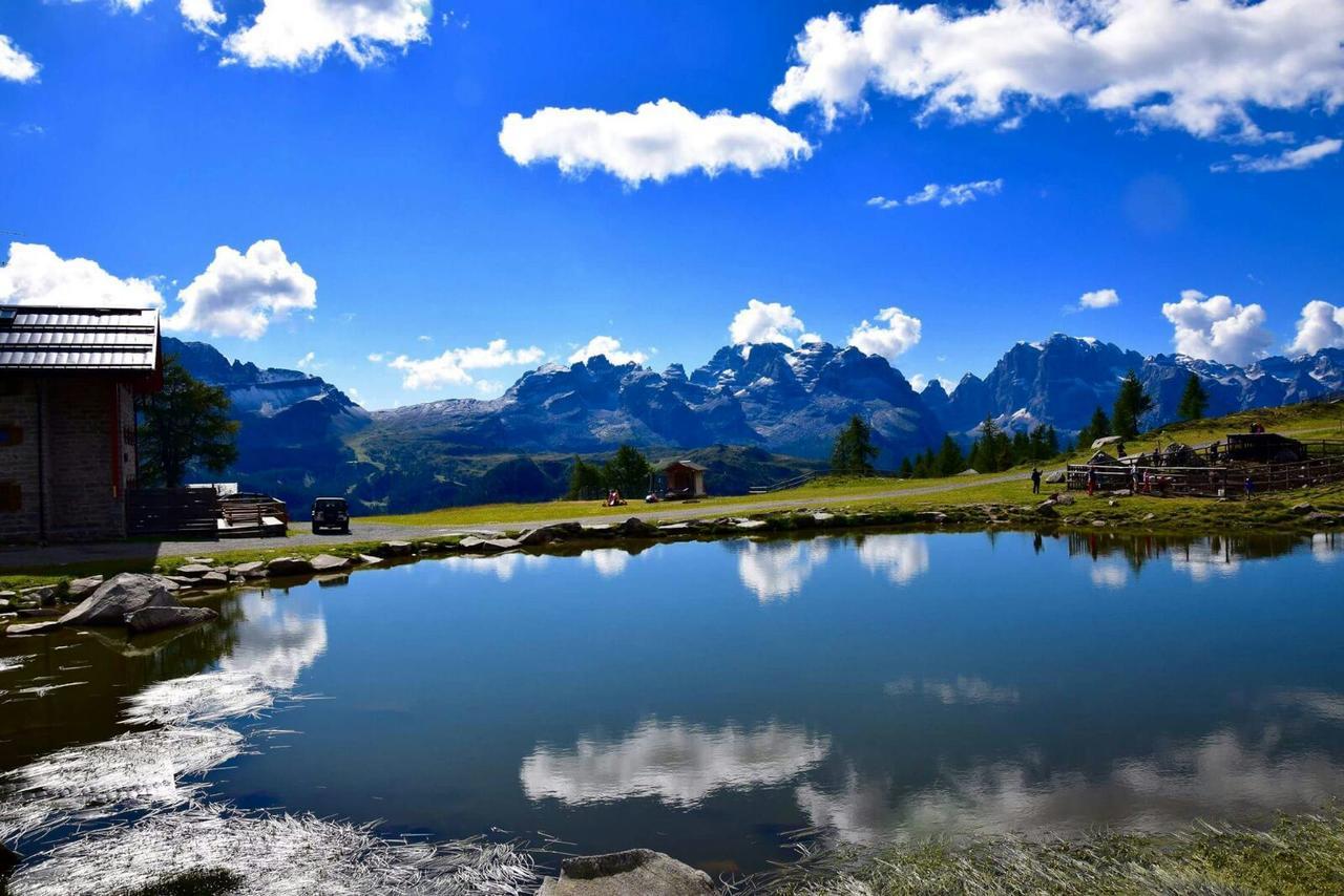 Rifugio Viviani Pradalago Hotel Madonna Buitenkant foto