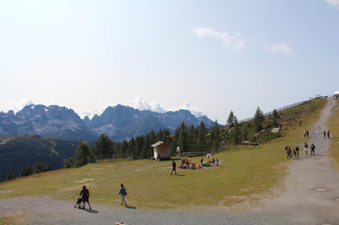 Rifugio Viviani Pradalago Madonna Buitenkant foto